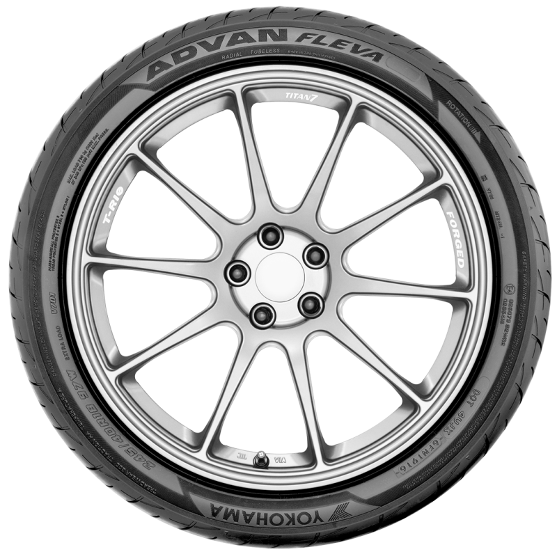 Yokohama Advan Fleva V701 Tire - 205/50R17 93W