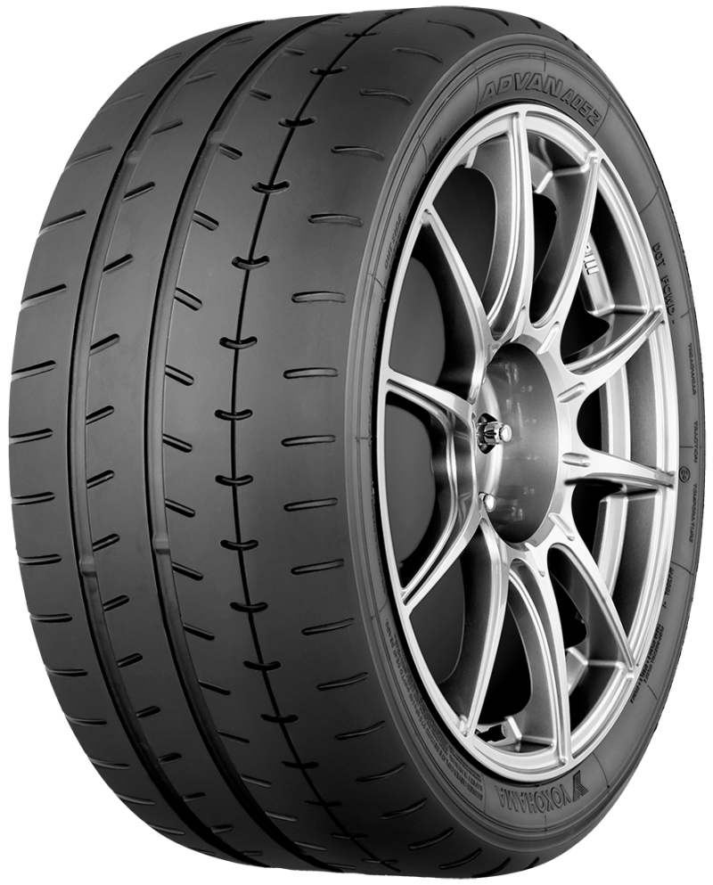 Yokohama Advan A052 Tire - 235/40R18 95Y